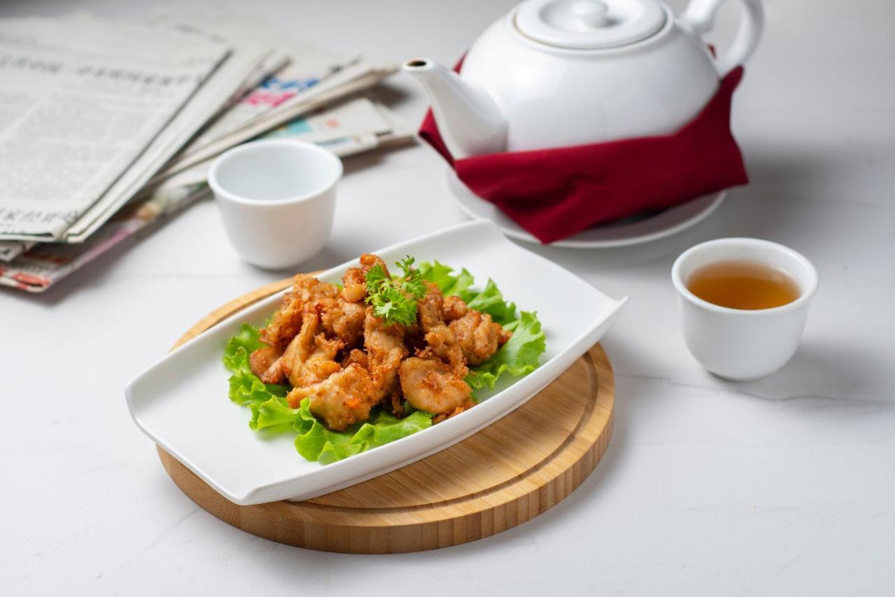 蓝天酒店 巴厘巴板 外观 照片
